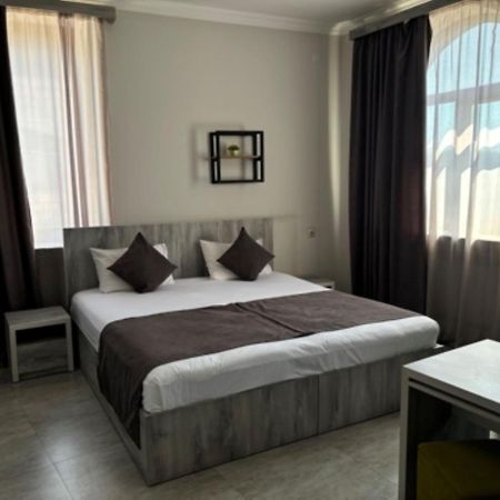 Hotel Menua Jerevan Exteriér fotografie