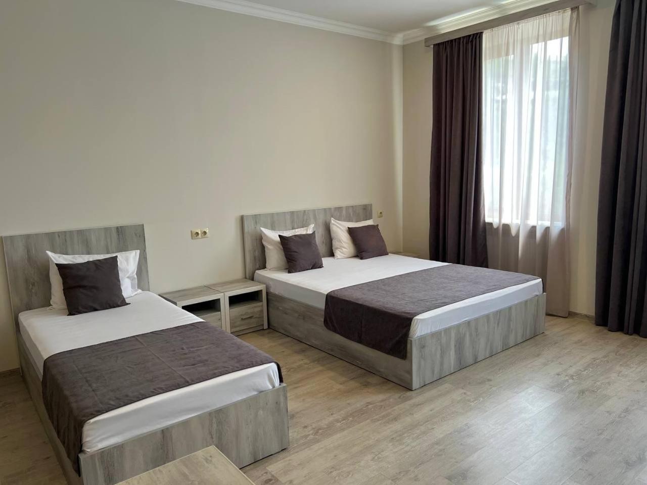 Hotel Menua Jerevan Exteriér fotografie