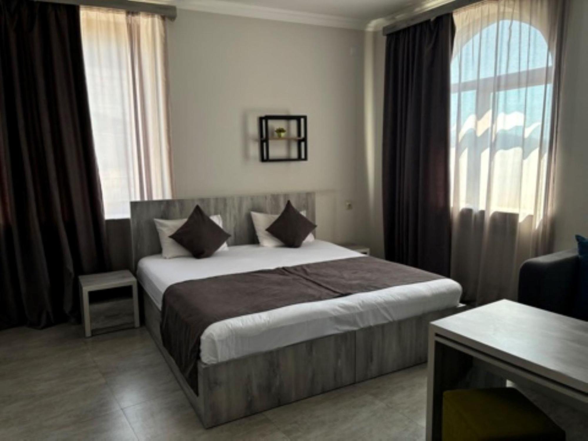 Hotel Menua Jerevan Exteriér fotografie