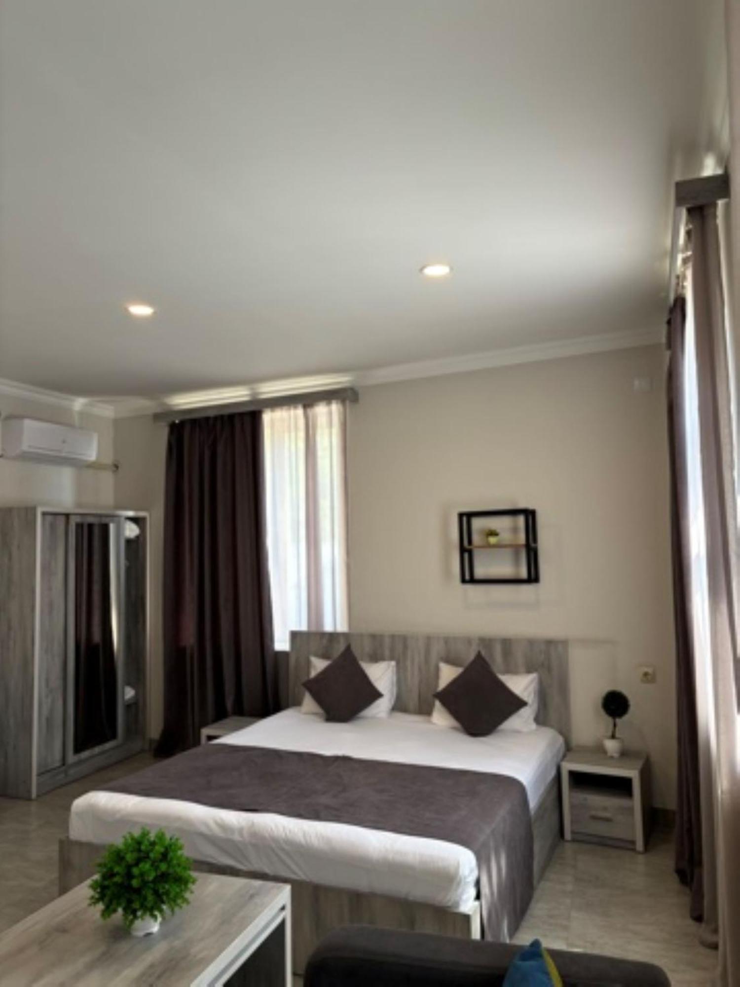 Hotel Menua Jerevan Exteriér fotografie